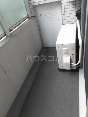 13/19 バルコニー