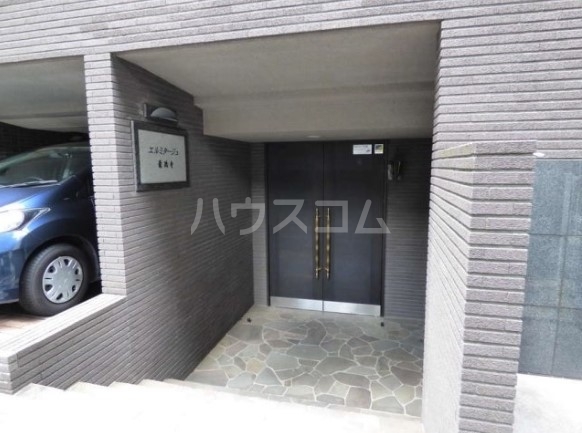 15/23 エントランス