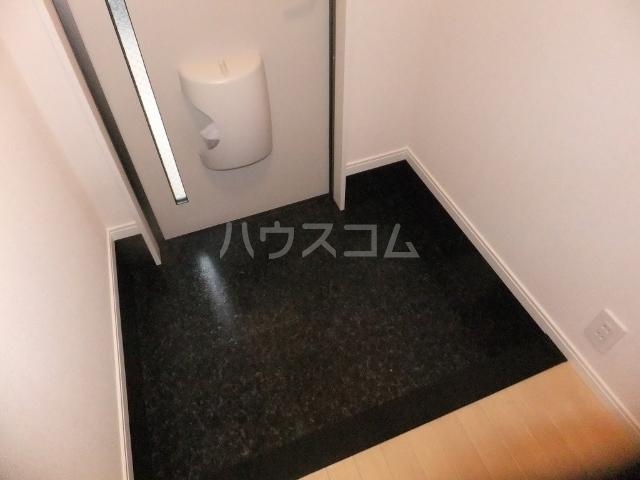 17/19 エントランス