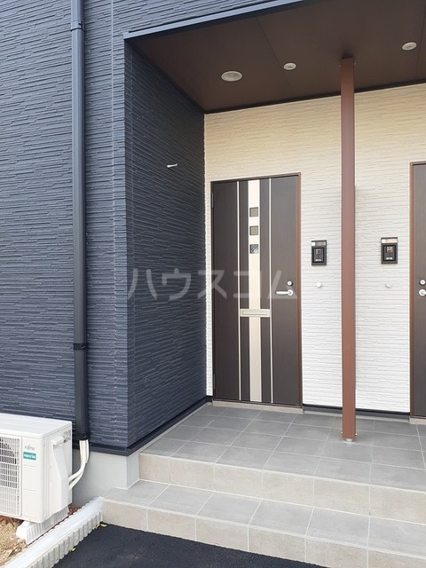 13/20 エントランス