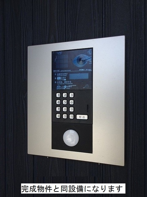 13/19 エントランス