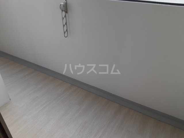 23/30 バルコニー