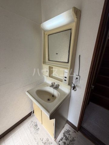 22/28 洗面