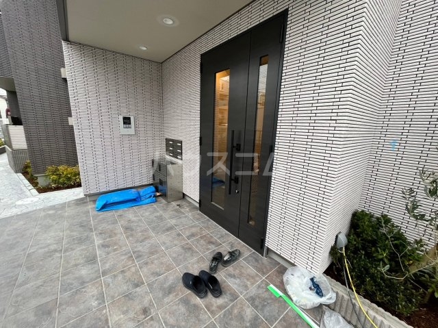 20/24 エントランス