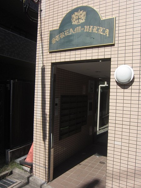 22/24 エントランス