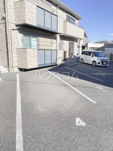2/8 駐車場