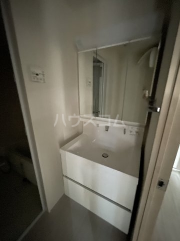 13/30 洗面