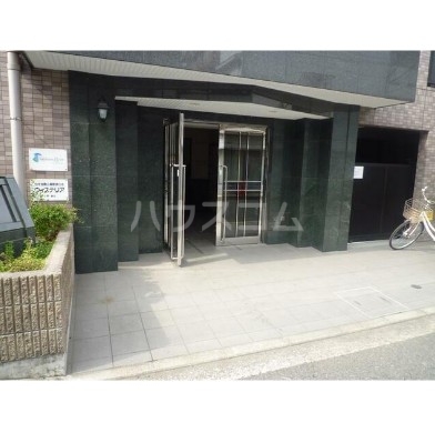 15/22 エントランス