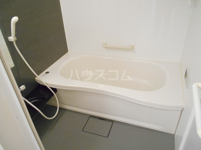 14/30 浴室