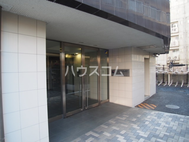 22/30 エントランス