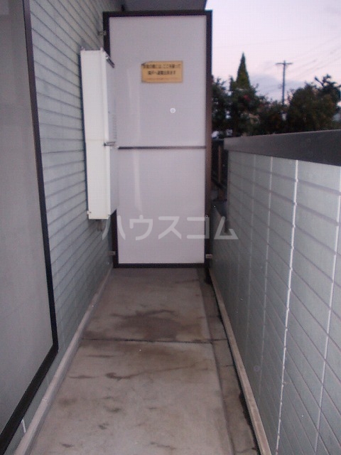 15/23 バルコニー