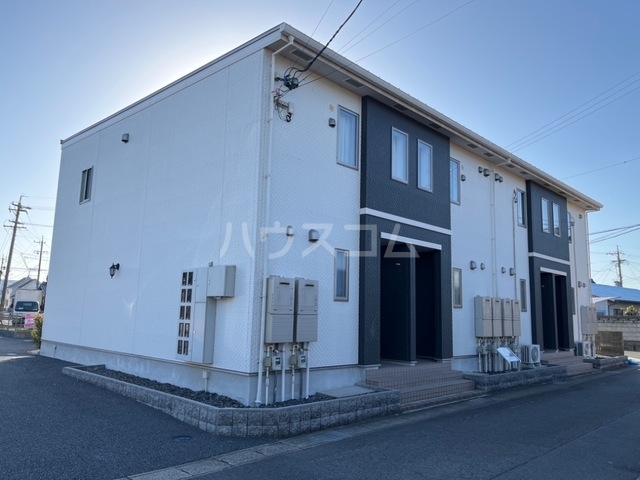 18/26 エントランス