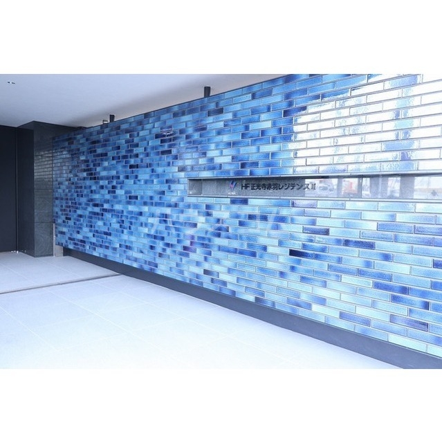 16/20 エントランス