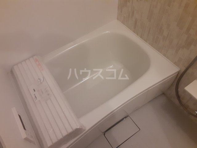 16/30 浴室