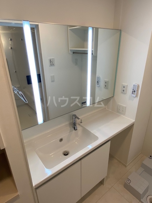 13/30 洗面