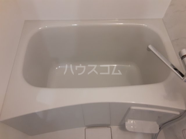 18/30 浴室