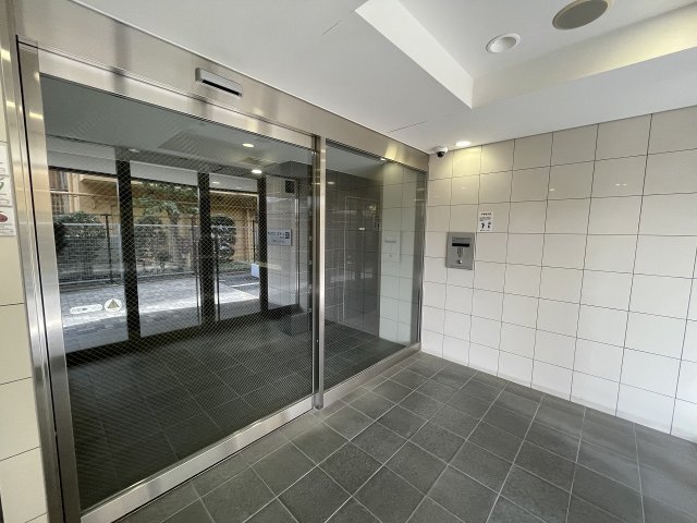 20/28 エントランス