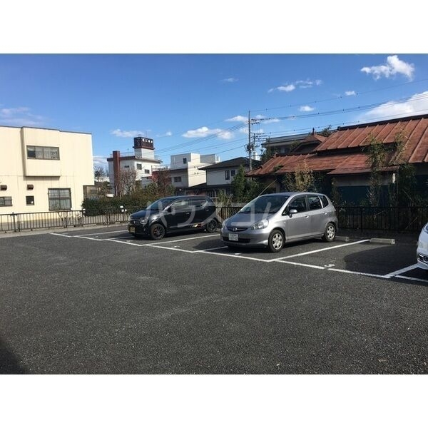 2/10 駐車場