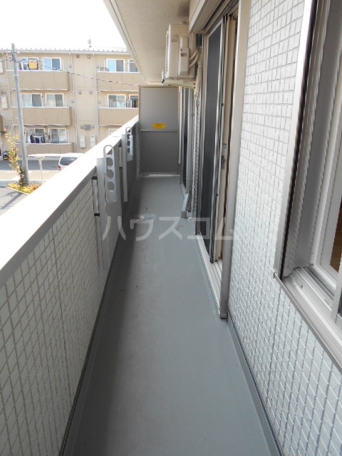 20/25 バルコニー