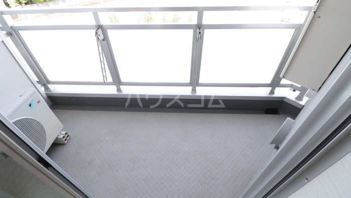 20/30 バルコニー