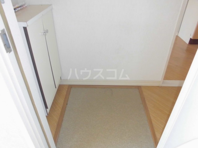 13/30 玄関