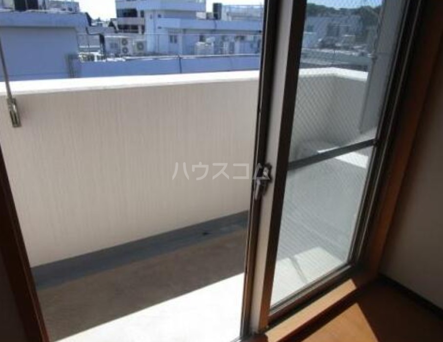 18/30 バルコニー