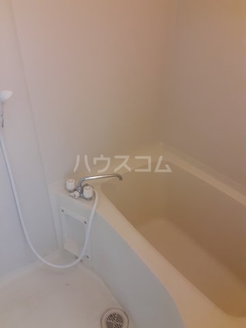 16/30 浴室
