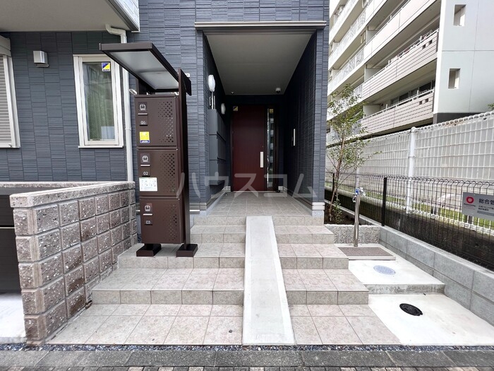 15/25 エントランス