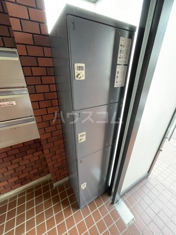 16/26 エントランス