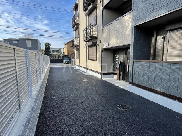 21/28 駐車場