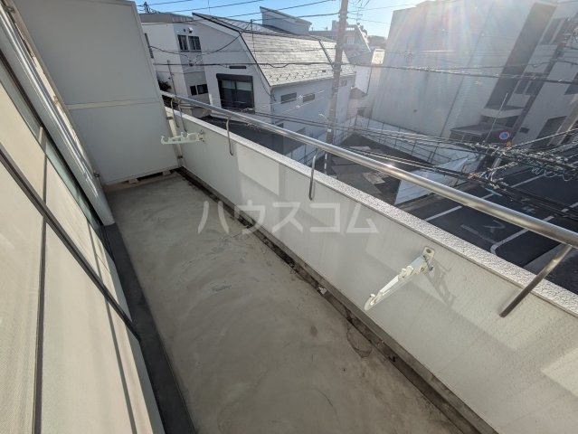 16/27 バルコニー