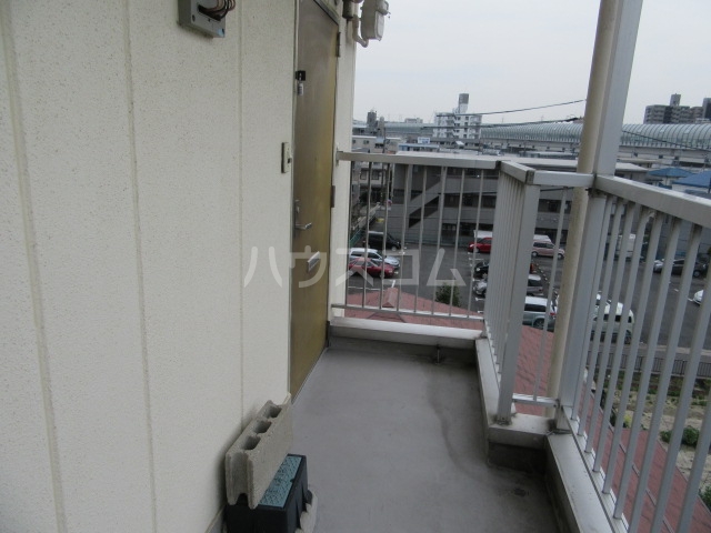 13/23 バルコニー