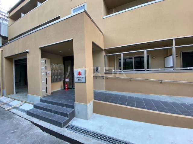 19/24 エントランス