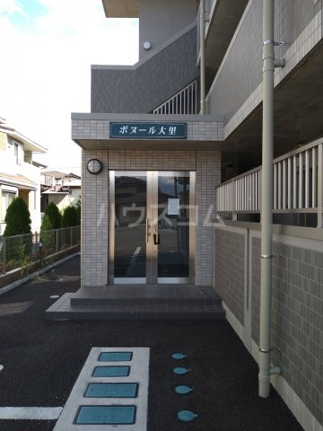 23/29 エントランス