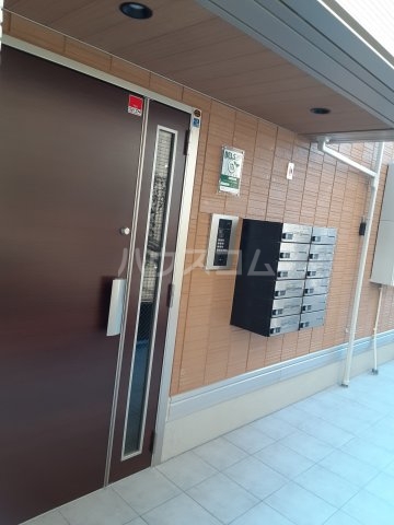 19/29 エントランス