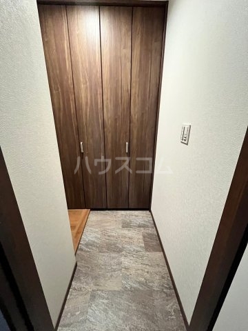 13/30 玄関