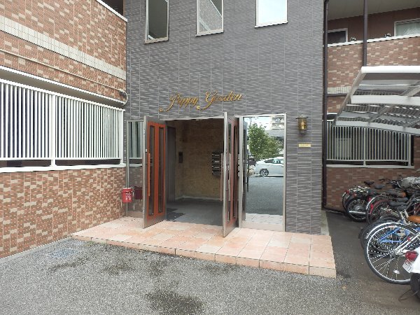 15/24 エントランス