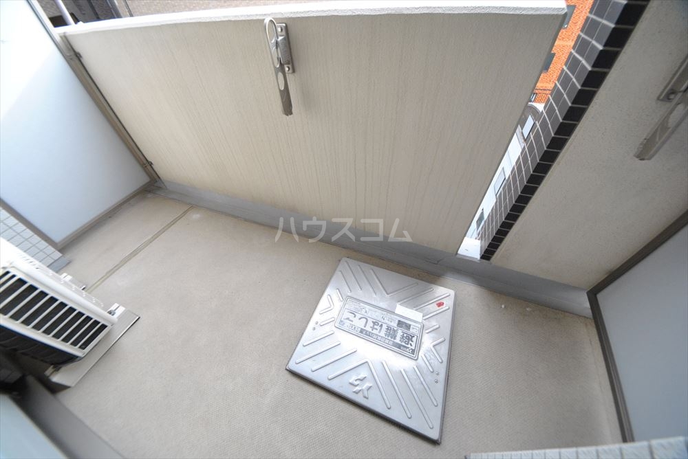 20/30 バルコニー