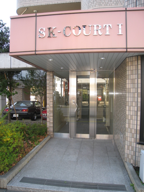 20/28 エントランス