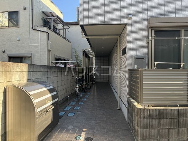 17/21 エントランス