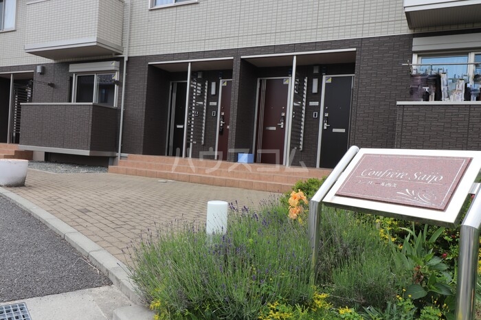 18/24 エントランス