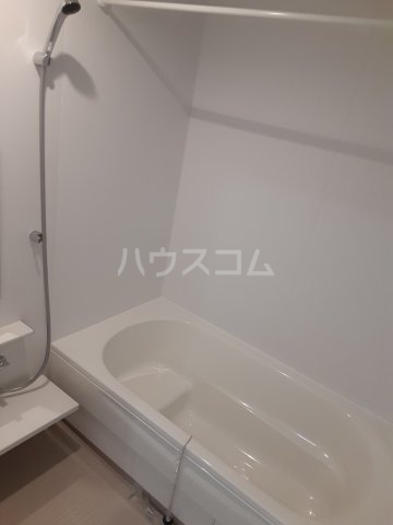13/28 浴室