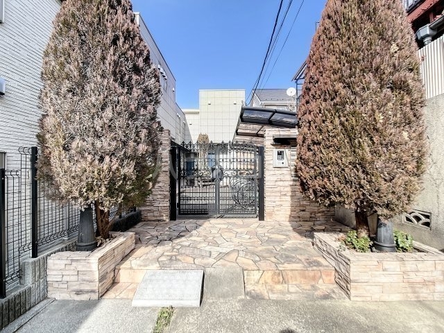 5/8 エントランス