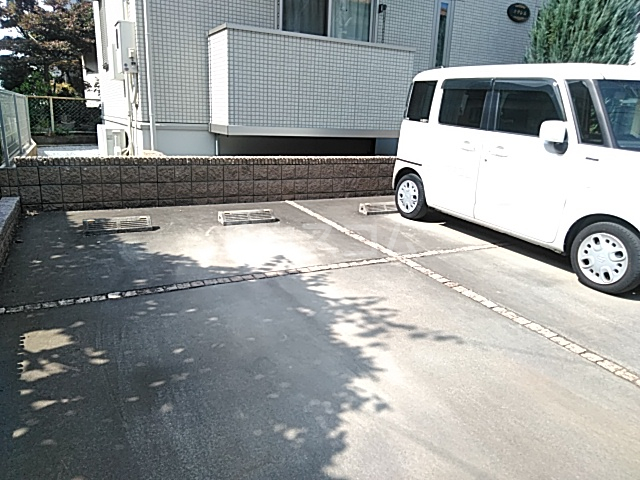 3/4 駐車場