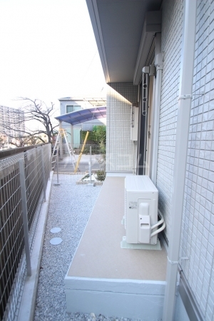 19/30 バルコニー