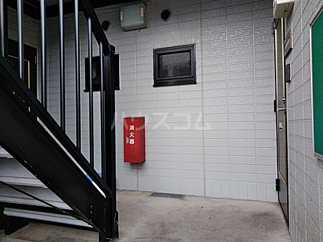 26/30 エントランス