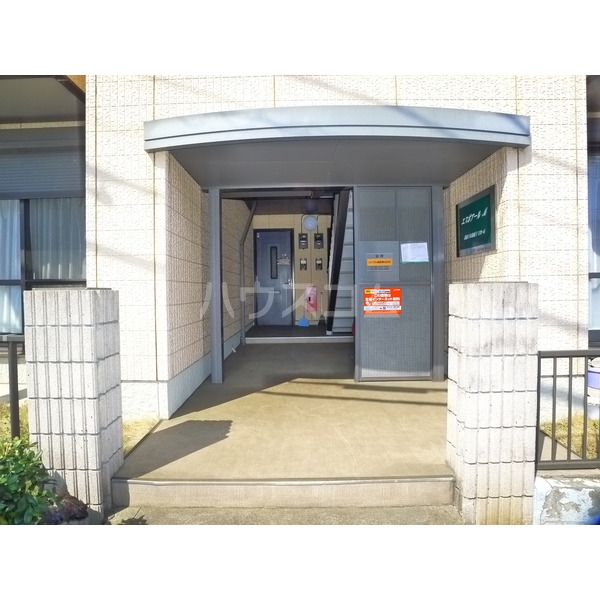 13/13 エントランス