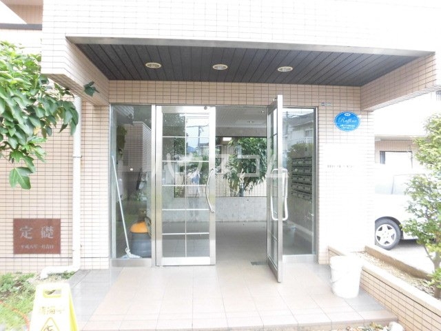 2/5 エントランス