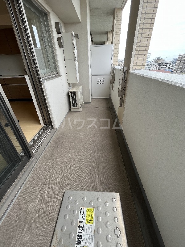 19/30 バルコニー