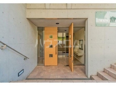 14/21 エントランス